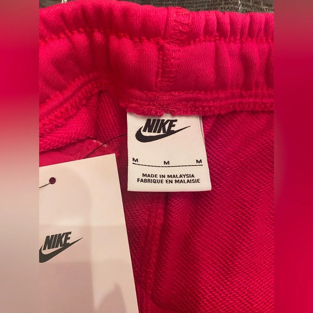 NWT Nike French Terry Sweat Shorts Fireberry‎ Pink Palm Trees HJ6879-615 Mens